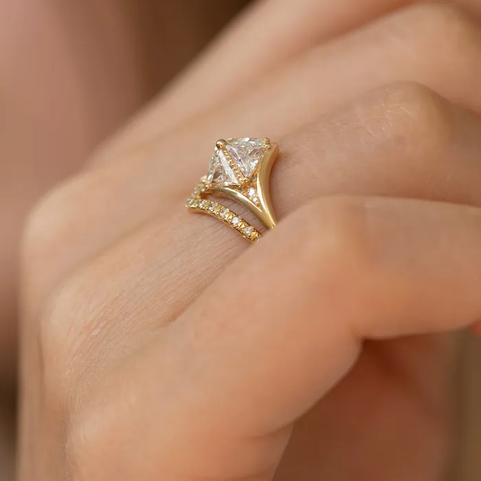 ARTEMER Rings Detailed Star Engagement Ring with Triangle Diamonds