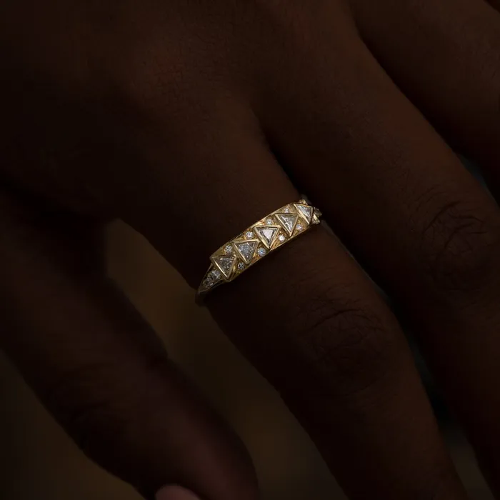 Geometric Bar Ring with Triangle Cut Diamonds in 18k Solid Gold ARTEMER Rings