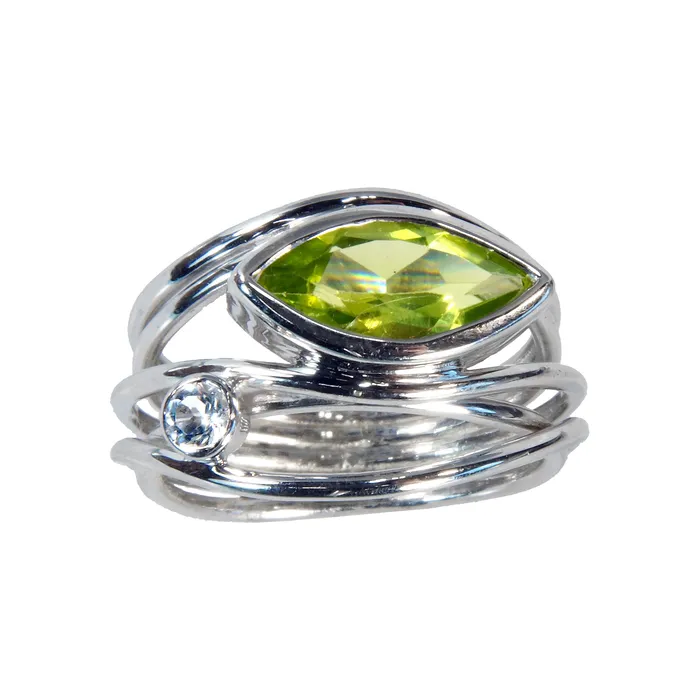Rings Q Evon East West Silver Marquise Ring Peridot